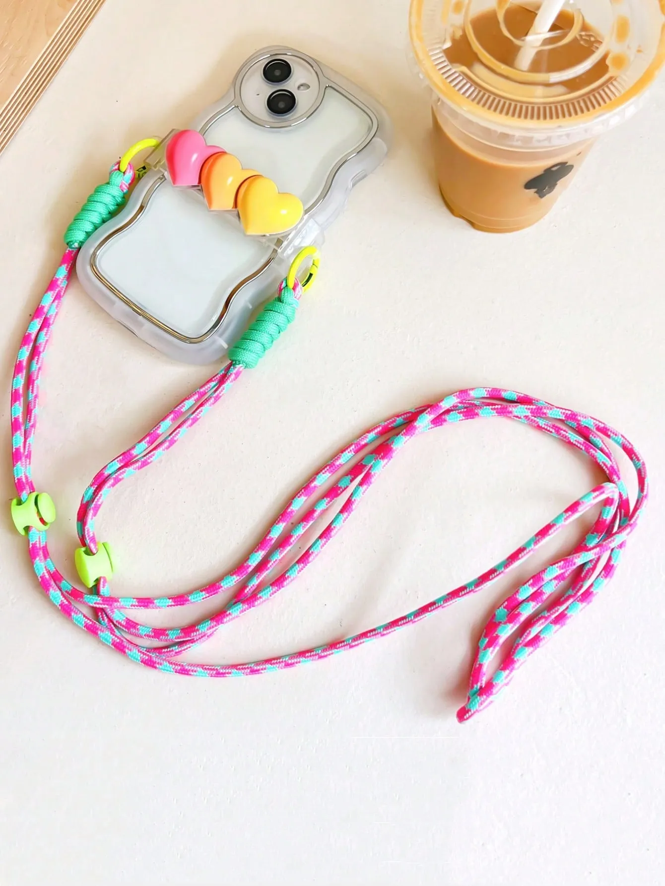 1pc Colorblock Phone Lanyard With Heart Decor Back Clip