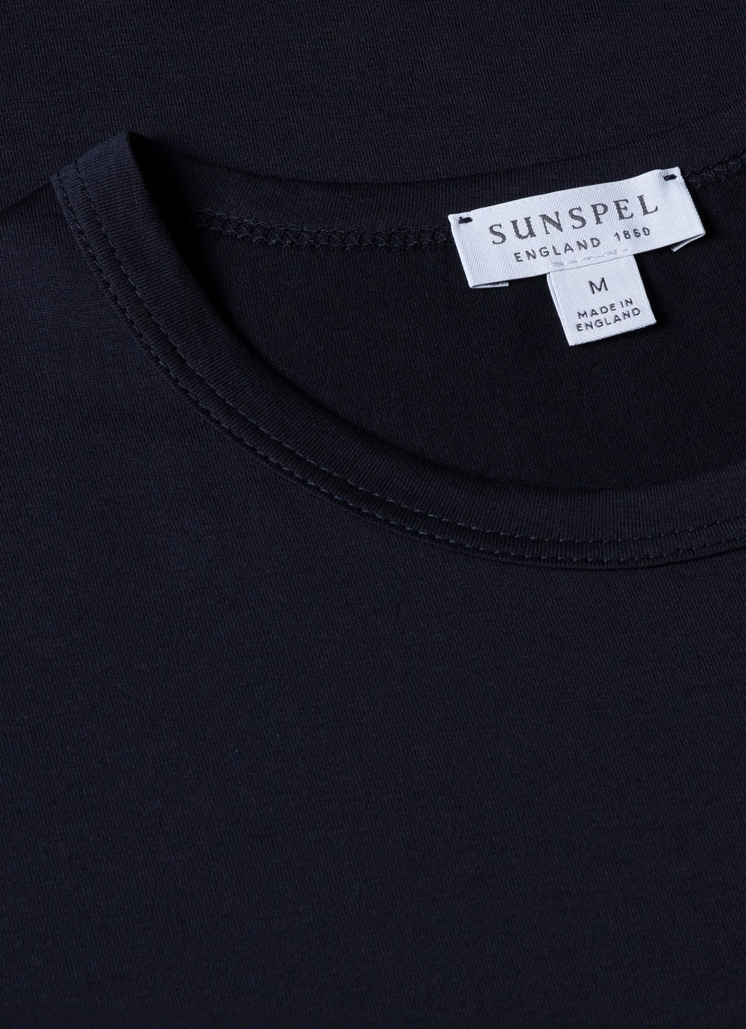 Men's Classic T-shirt in Navy