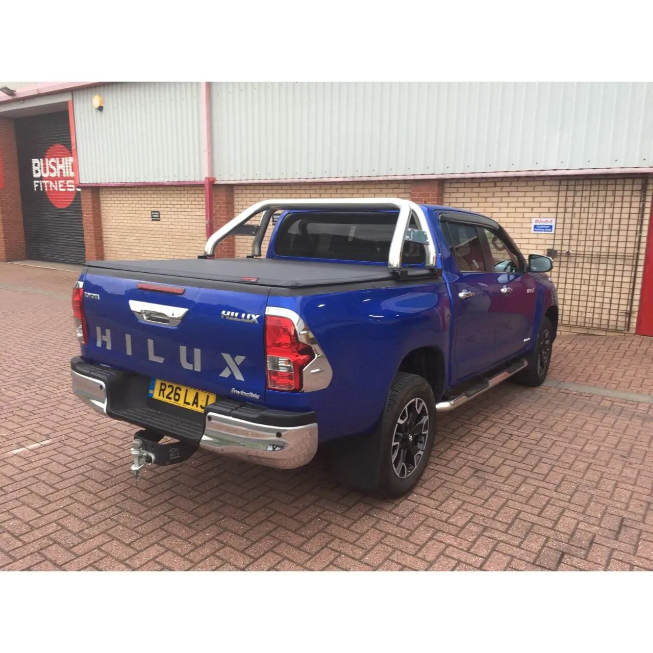 Soft Tri-Fold Tonneau Cover for Toyota Hilux Double Cab 2016 